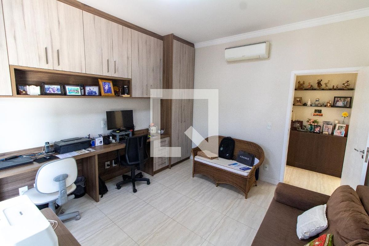 Casa à Venda - Lot. Alphaville Campinas, 3 Quartos,  414 m2 em , Campinas - sp | SoloBR