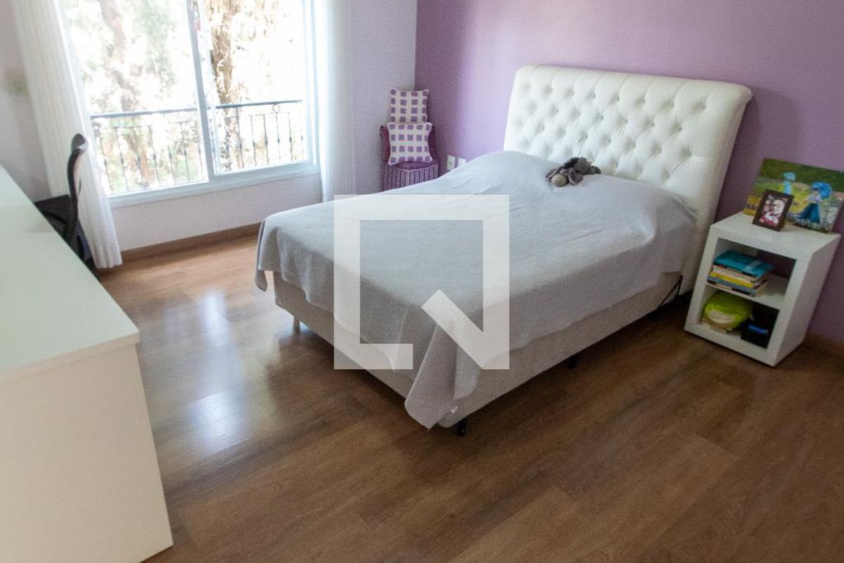 Casa à Venda - Lot. Alphaville Campinas, 3 Quartos,  414 m2 em , Campinas - sp | SoloBR