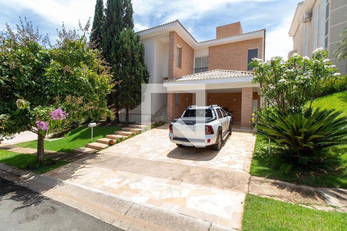 Casa à Venda - Lot. Alphaville Campinas, 3 Quartos,  414 m2 em , Campinas - sp | SoloBR