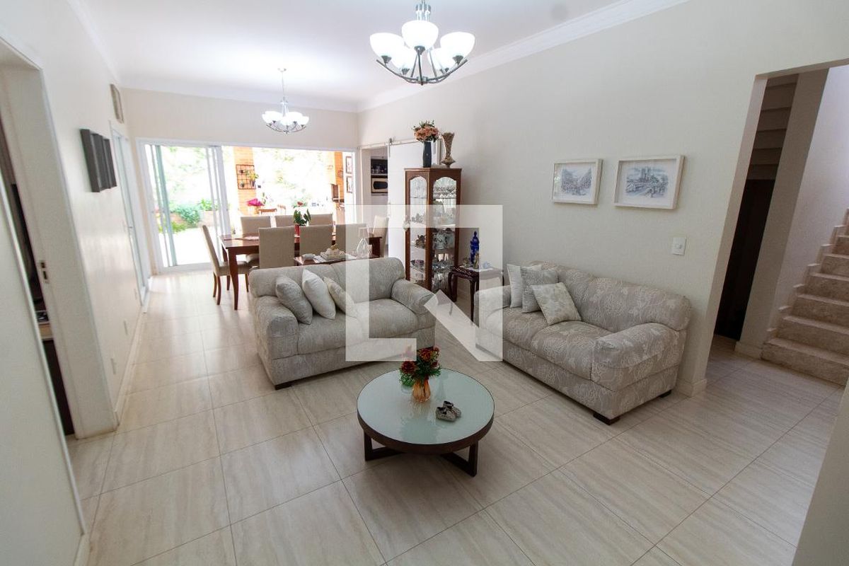 Casa à Venda - Lot. Alphaville Campinas, 3 Quartos,  414 m2 em , Campinas - sp | SoloBR