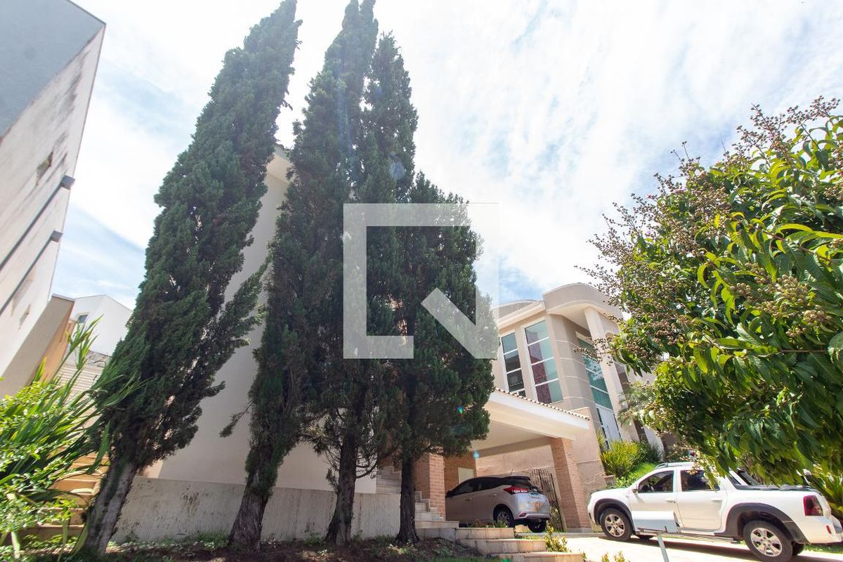 Casa à Venda - Lot. Alphaville Campinas, 3 Quartos,  414 m2 em , Campinas - sp | SoloBR