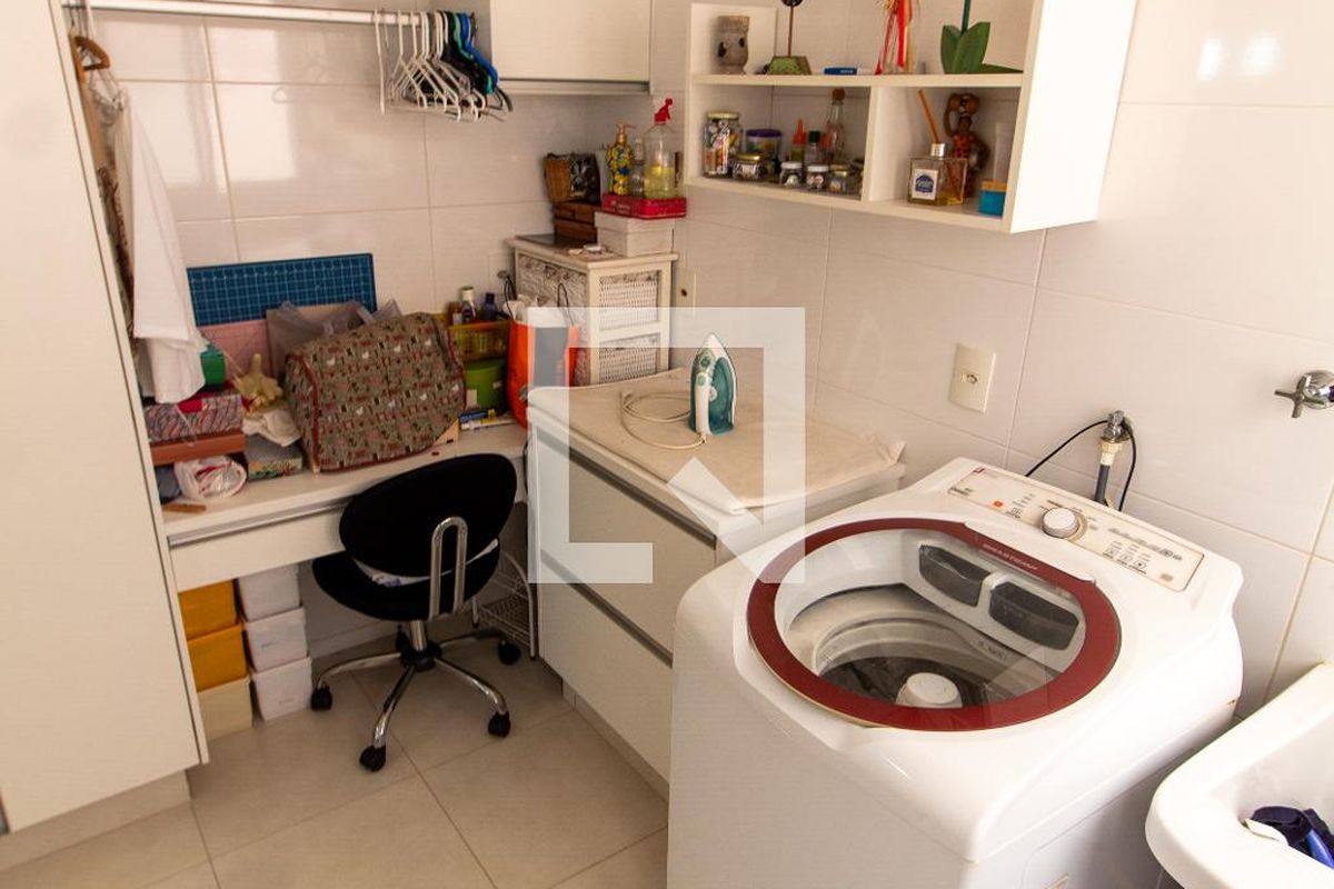 Casa à Venda - Lot. Alphaville Campinas, 3 Quartos,  414 m2 em , Campinas - sp | SoloBR