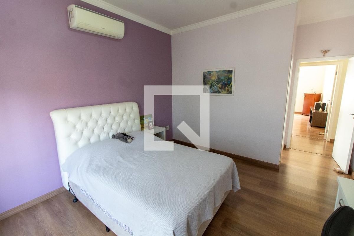 Casa à Venda - Lot. Alphaville Campinas, 3 Quartos,  414 m2 em , Campinas - sp | SoloBR