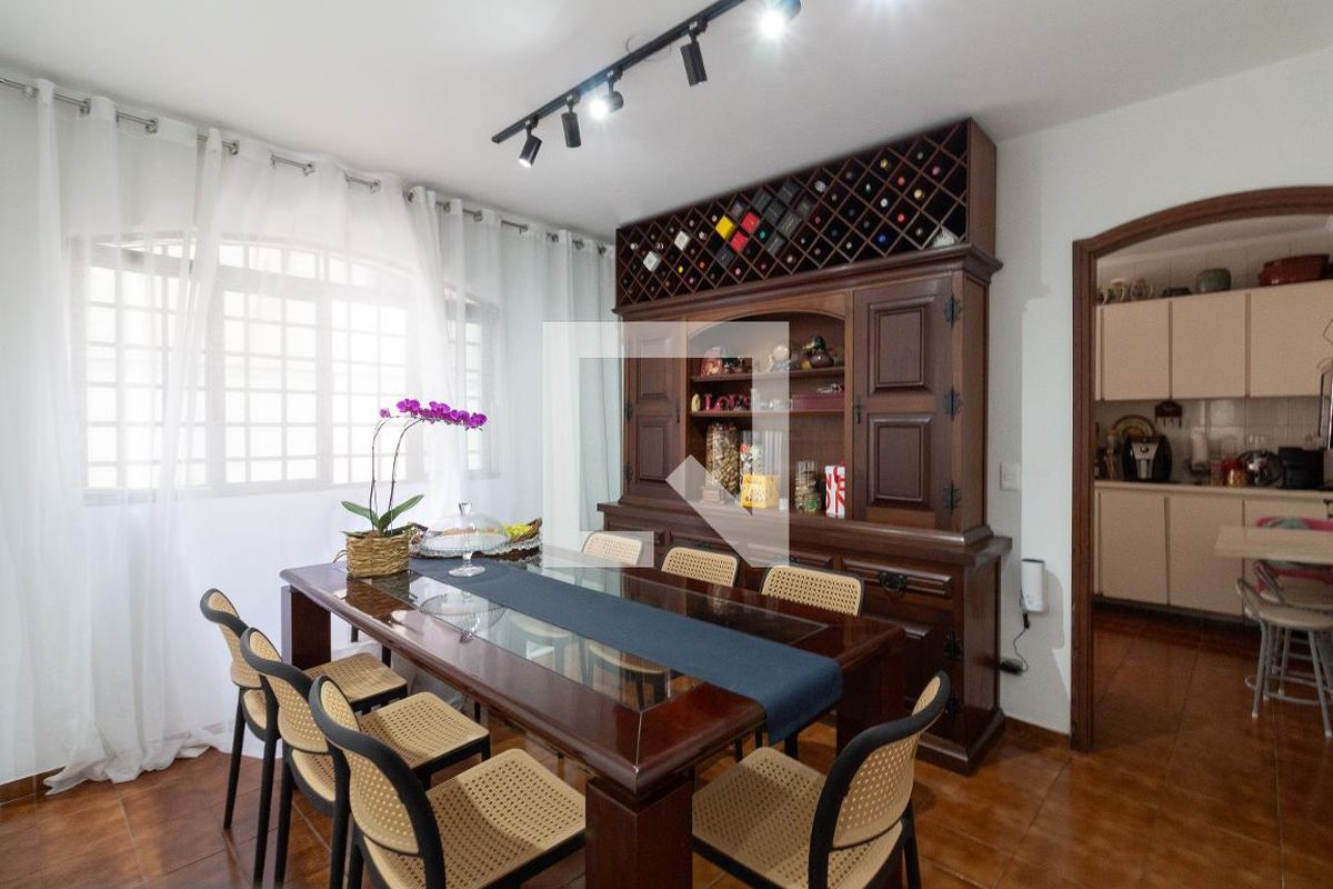 Casa, 3 quartos, 192 m² - Foto 13