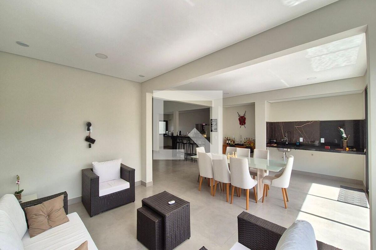 Casa à Venda - Swiss Park, 3 Quartos,  360 m2 em , Campinas - sp | SoloBR