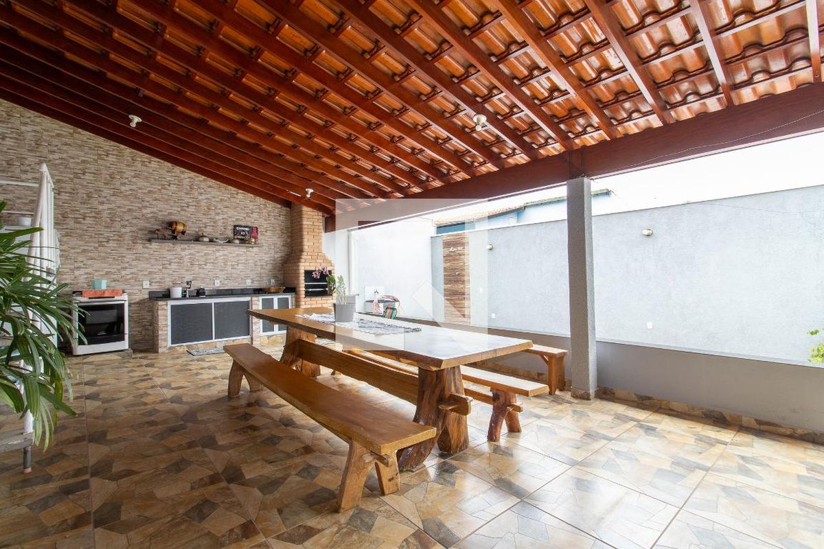 Casa à Venda - Jardim Santana, 2 Quartos,  94 m2 em , Campinas - sp | SoloBR