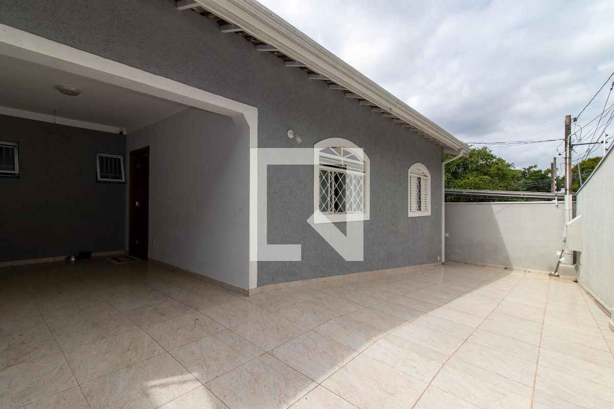 Casa à Venda - Jardim Santana, 2 Quartos,  94 m2 em , Campinas - sp | SoloBR