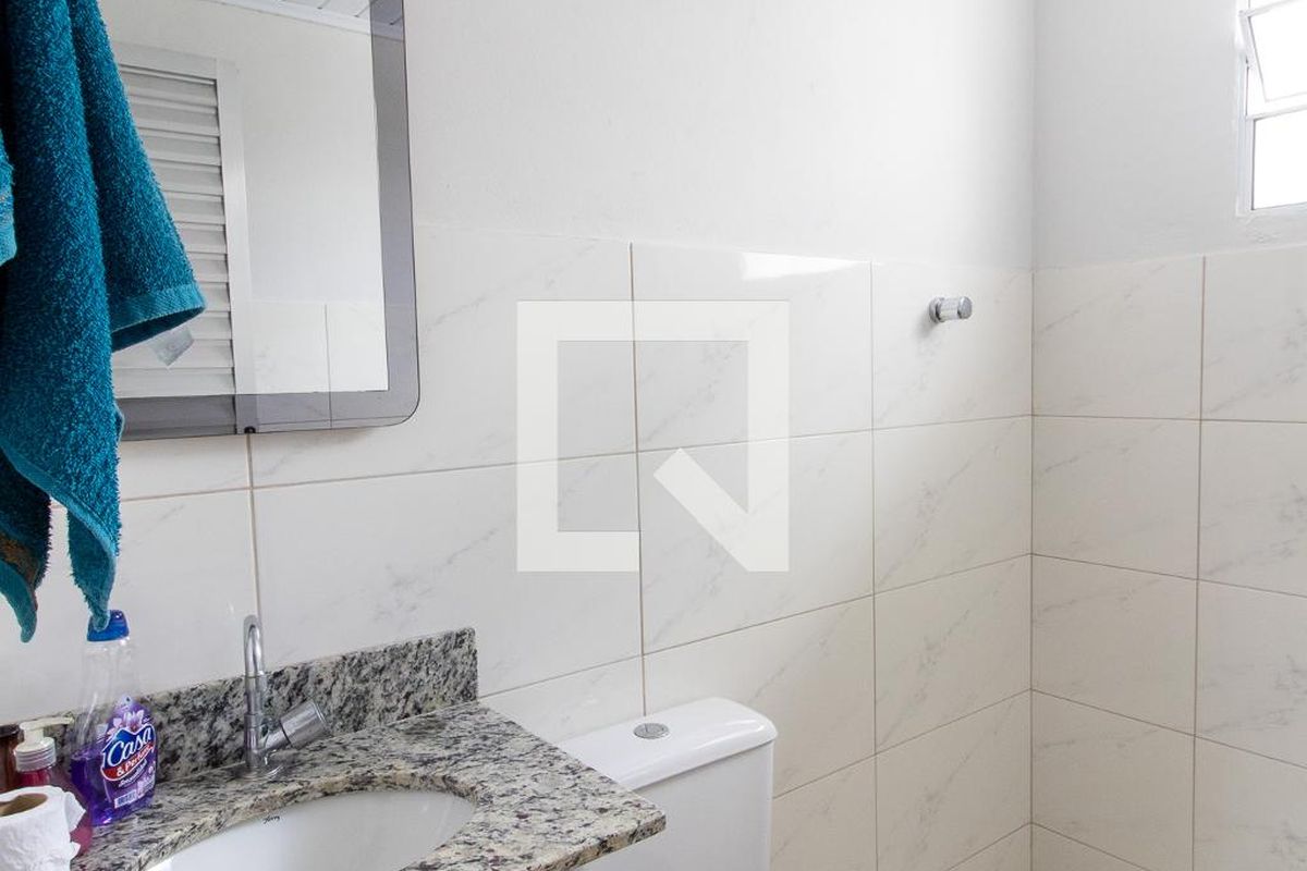 Casa à Venda - Jardim Santana, 2 Quartos,  94 m2 em , Campinas - sp | SoloBR