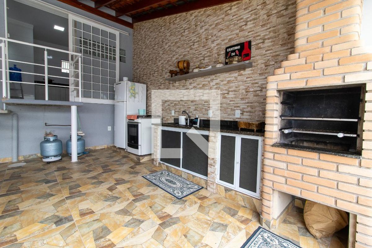 Casa à Venda - Jardim Santana, 2 Quartos,  94 m2 em , Campinas - sp | SoloBR