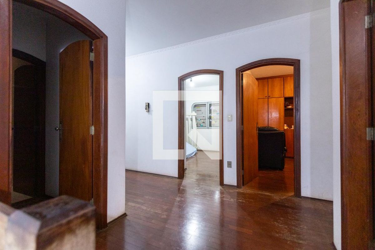 Casa à Venda - Jardim Chapadão, 4 Quartos,  300 m2 em , Campinas - sp | SoloBR