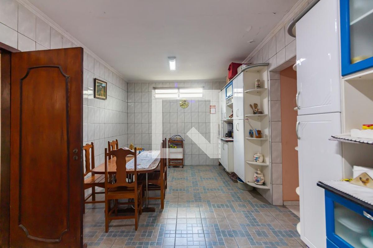 Casa, 6 quartos, 211 m² - Foto 48
