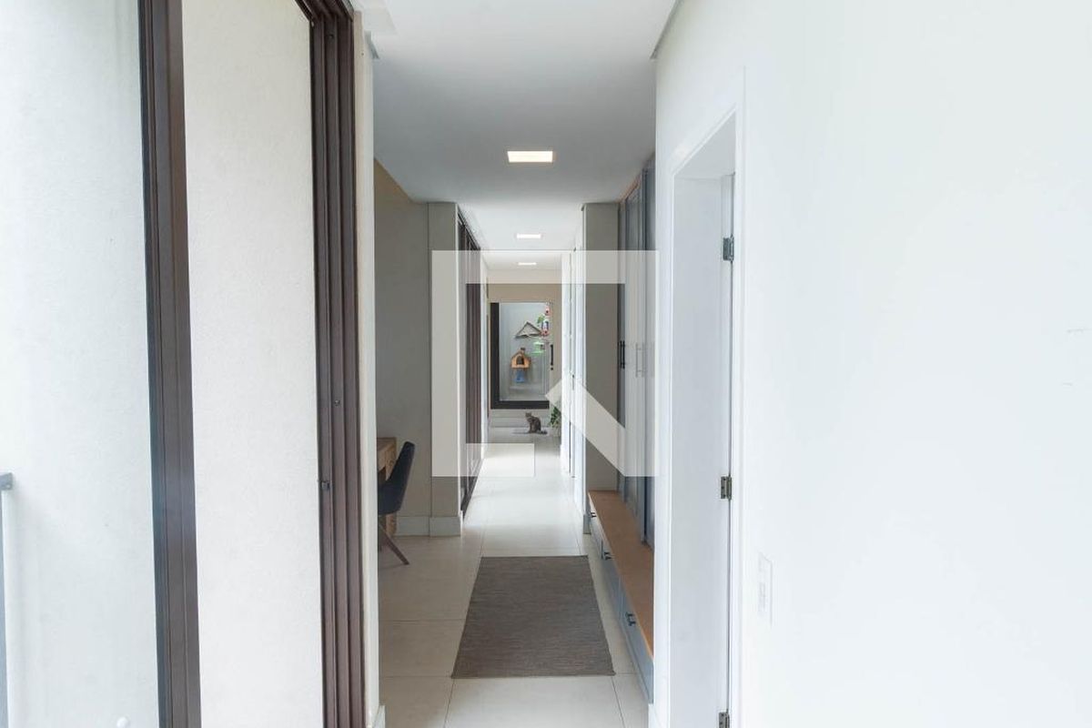 Casa à Venda - Swiss Park, 3 Quartos,  318 m2 em , Campinas - sp | SoloBR