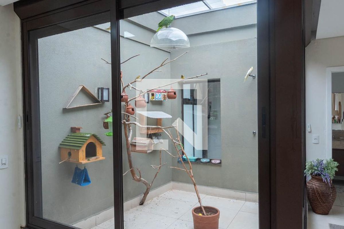 Casa à Venda - Swiss Park, 3 Quartos,  318 m2 em , Campinas - sp | SoloBR