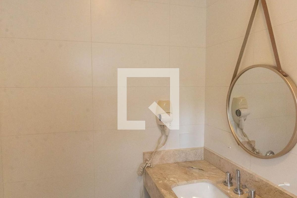Casa à Venda - Swiss Park, 3 Quartos,  318 m2 em , Campinas - sp | SoloBR