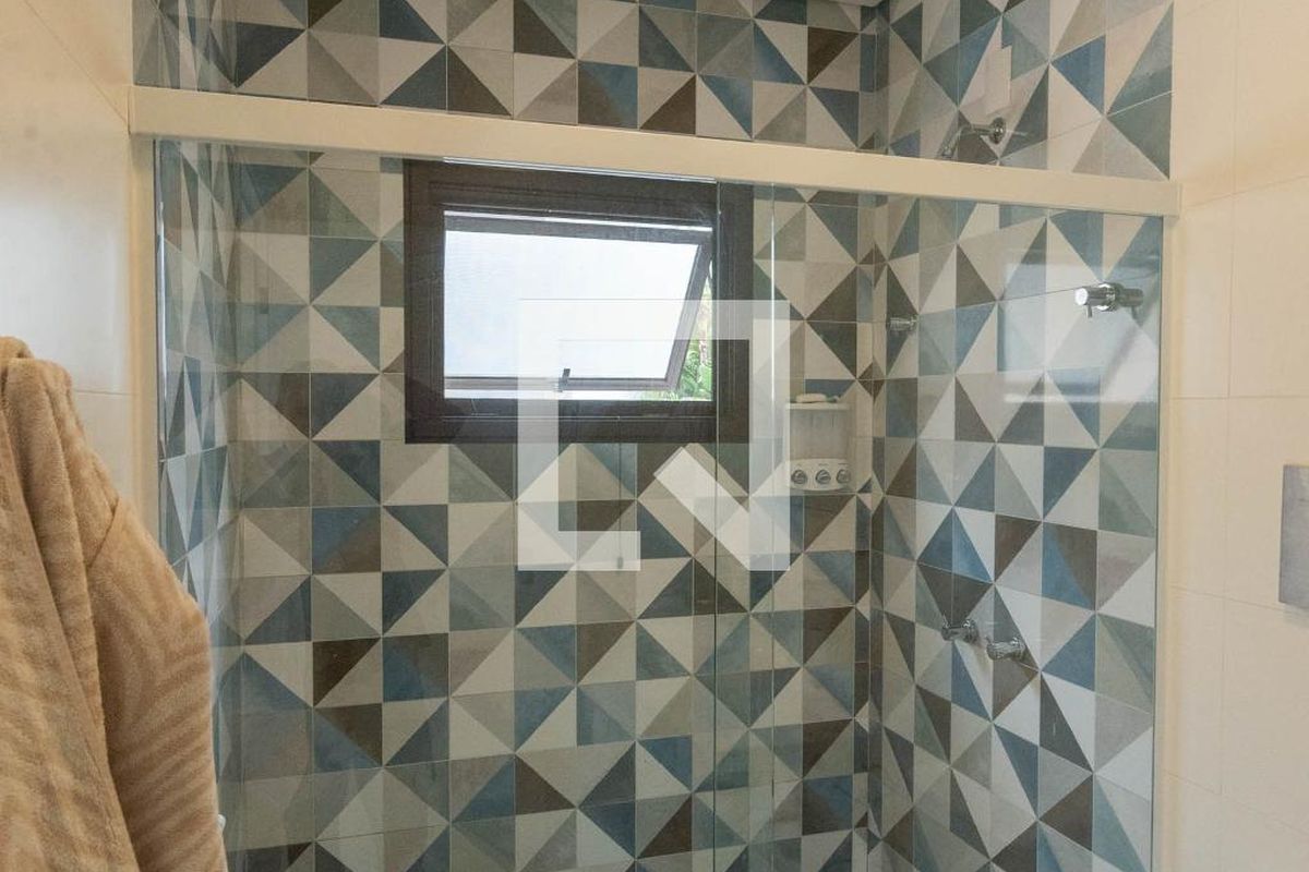 Casa à Venda - Swiss Park, 3 Quartos,  318 m2 em , Campinas - sp | SoloBR