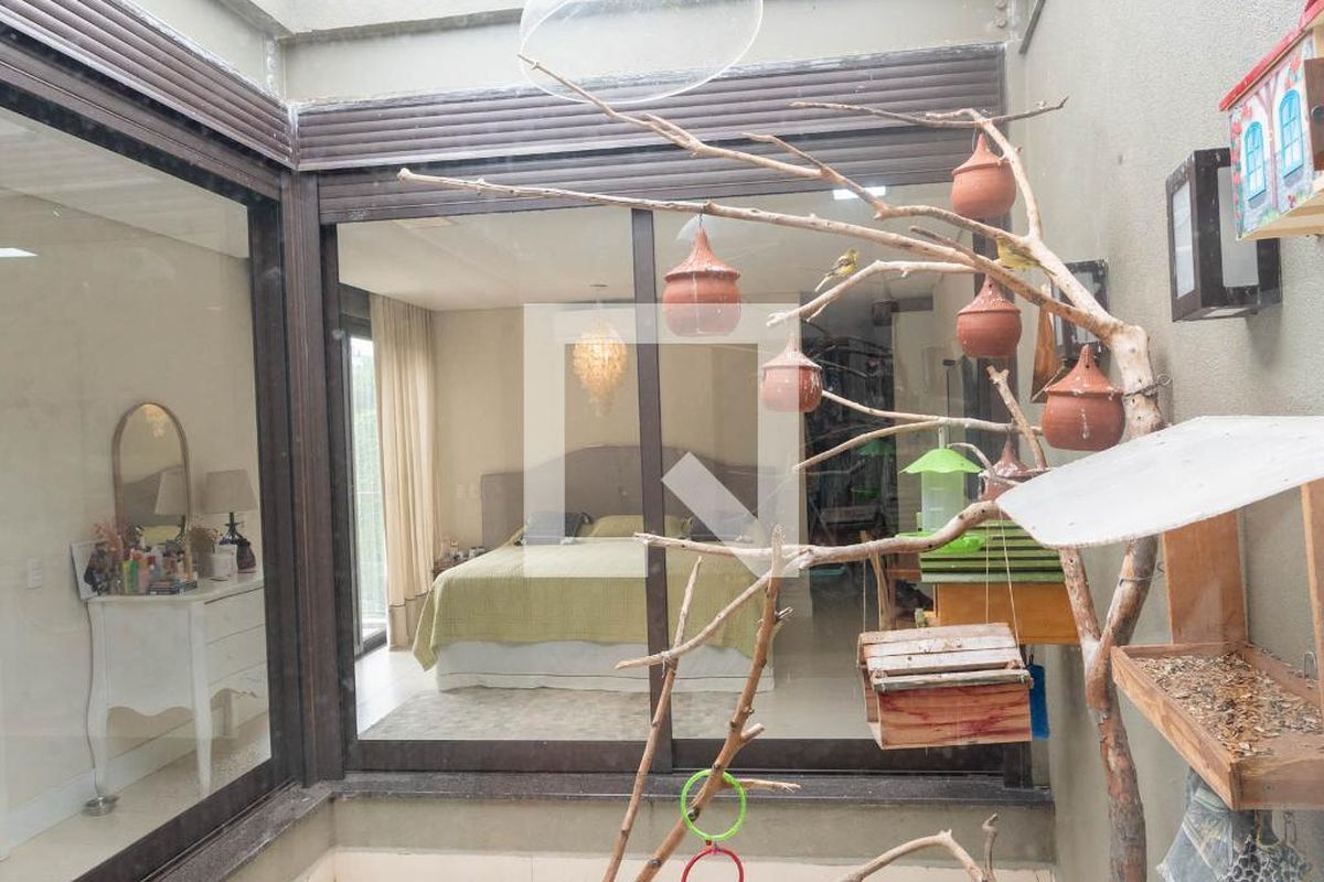 Casa à Venda - Swiss Park, 3 Quartos,  318 m2 em , Campinas - sp | SoloBR