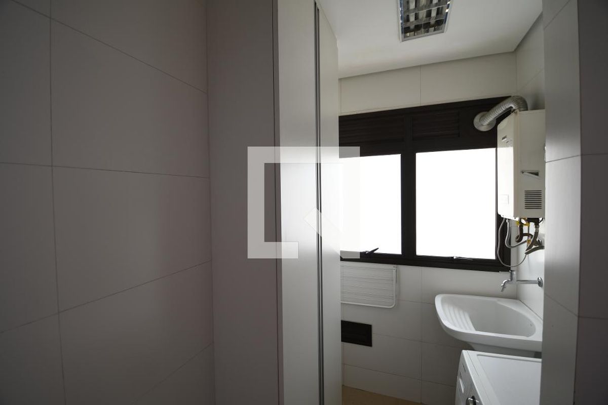 Apartamento à Venda - Cambuí, 1 Quarto,  57 m2 em , Campinas - sp | SoloBR