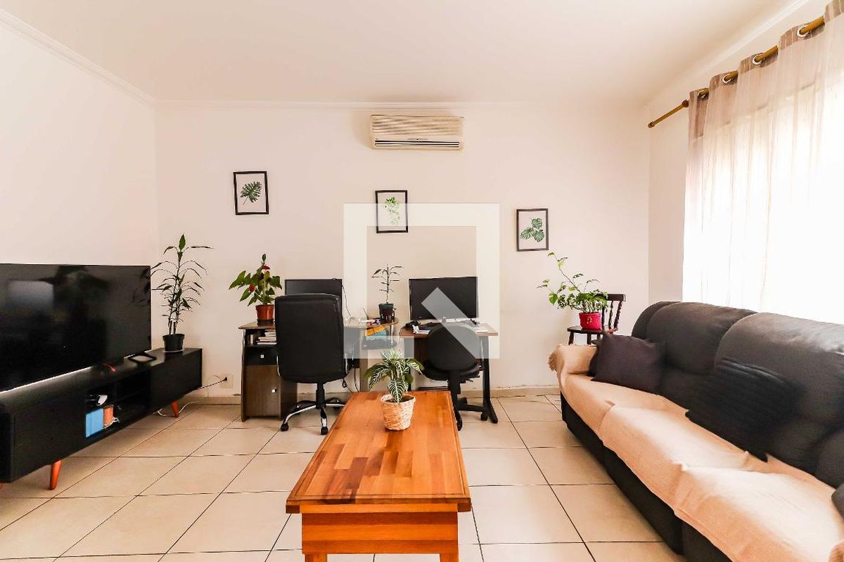 Casa, 3 quartos, 195 m² - Foto 2