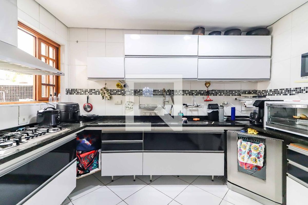 Casa, 3 quartos, 195 m² - Foto 60