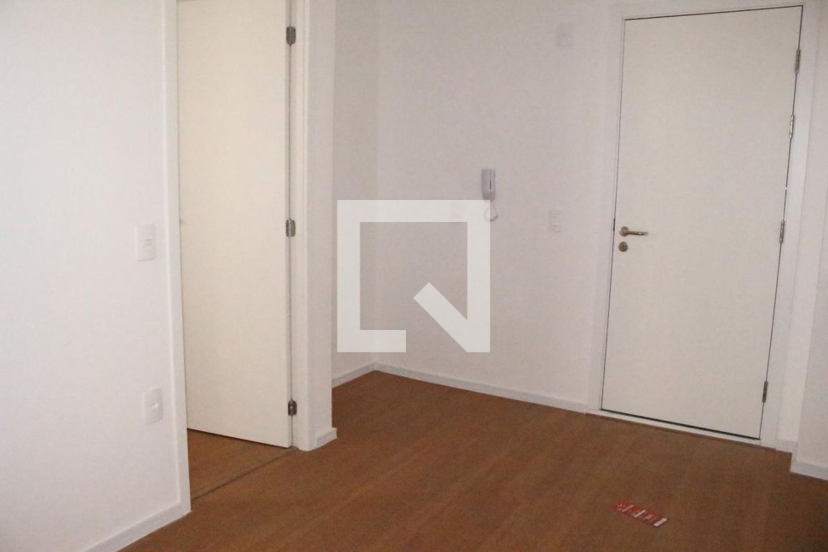 Apartamento, 1 quarto, 29 m² - Foto 2