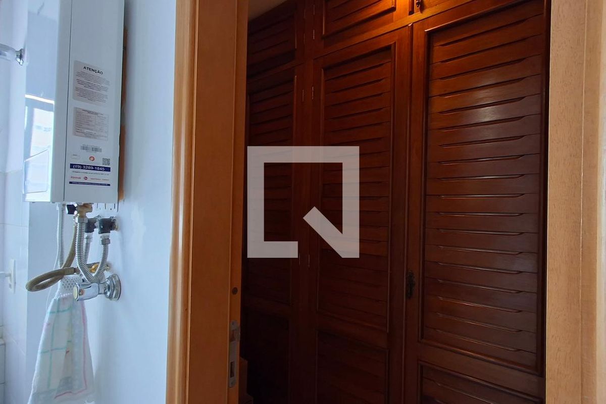 Apartamento à Venda - Mansões Santo Antônio, 3 Quartos,  127 m2 em , Campinas - sp | SoloBR