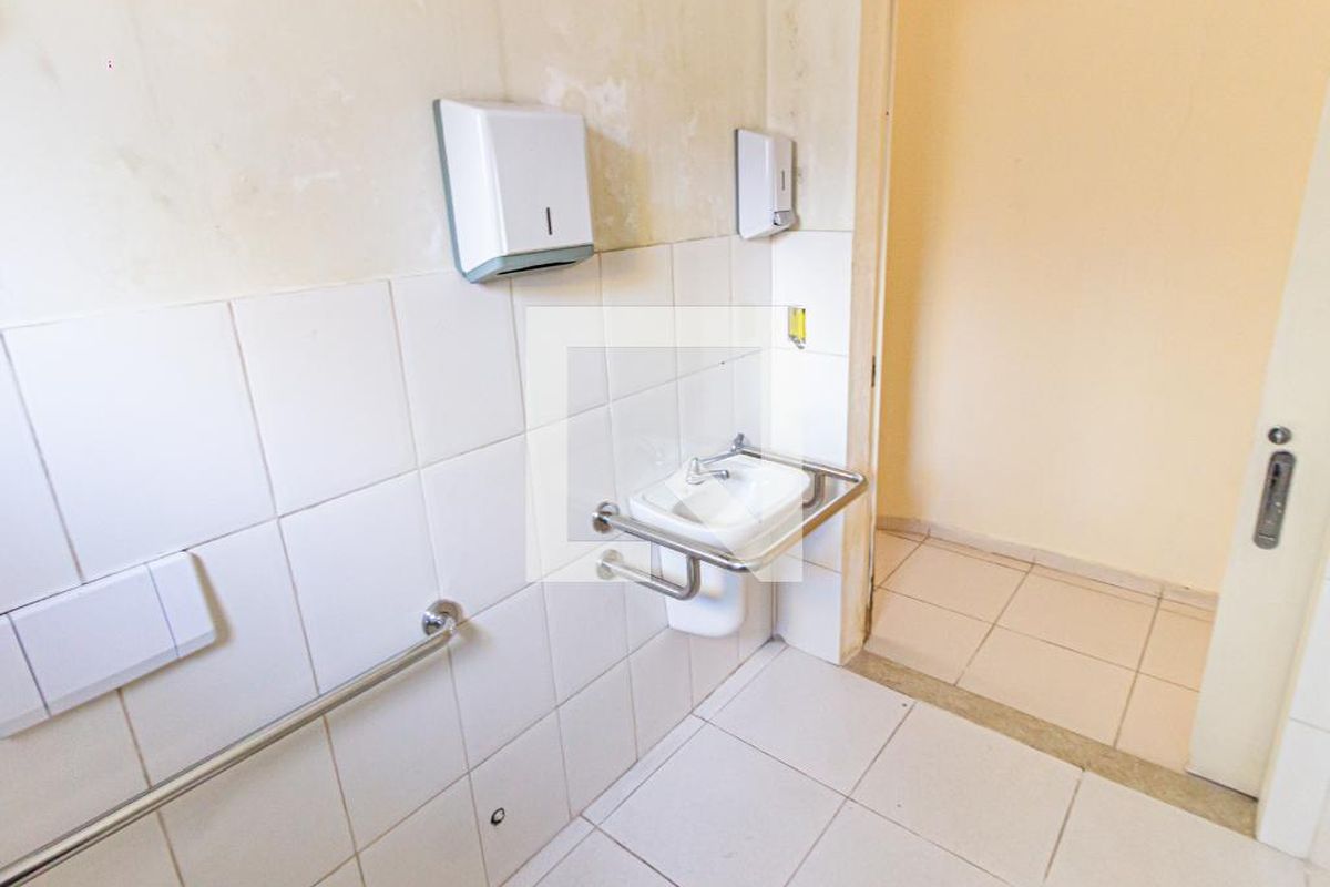 Casa, 4 quartos, 250 m² - Foto 40