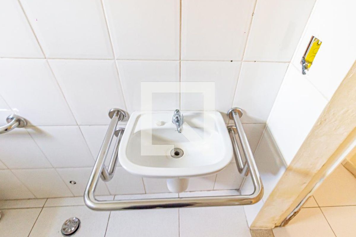 Casa, 4 quartos, 250 m² - Foto 38