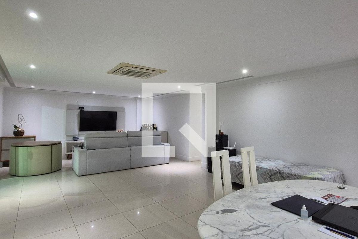 Cobertura, 3 quartos, 273 m² - Foto 4