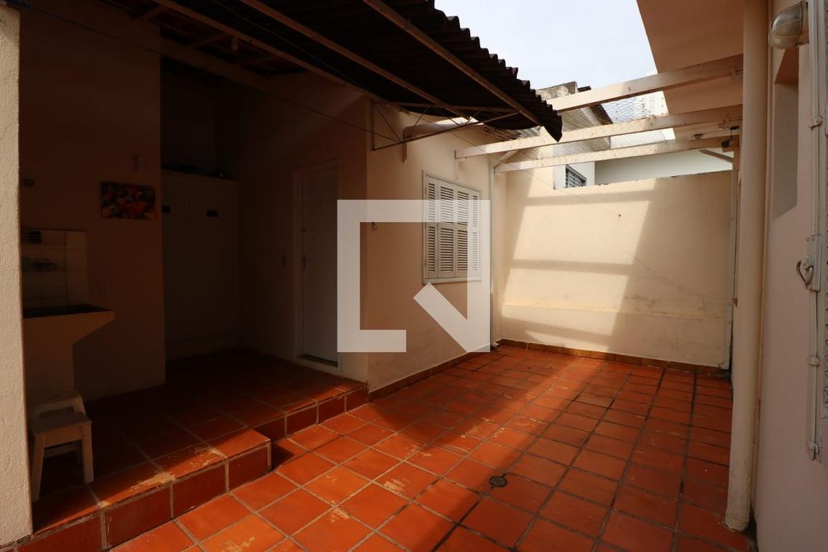 Casa à Venda - Taquaral, 3 Quartos,  180 m2 em , Campinas - sp | SoloBR