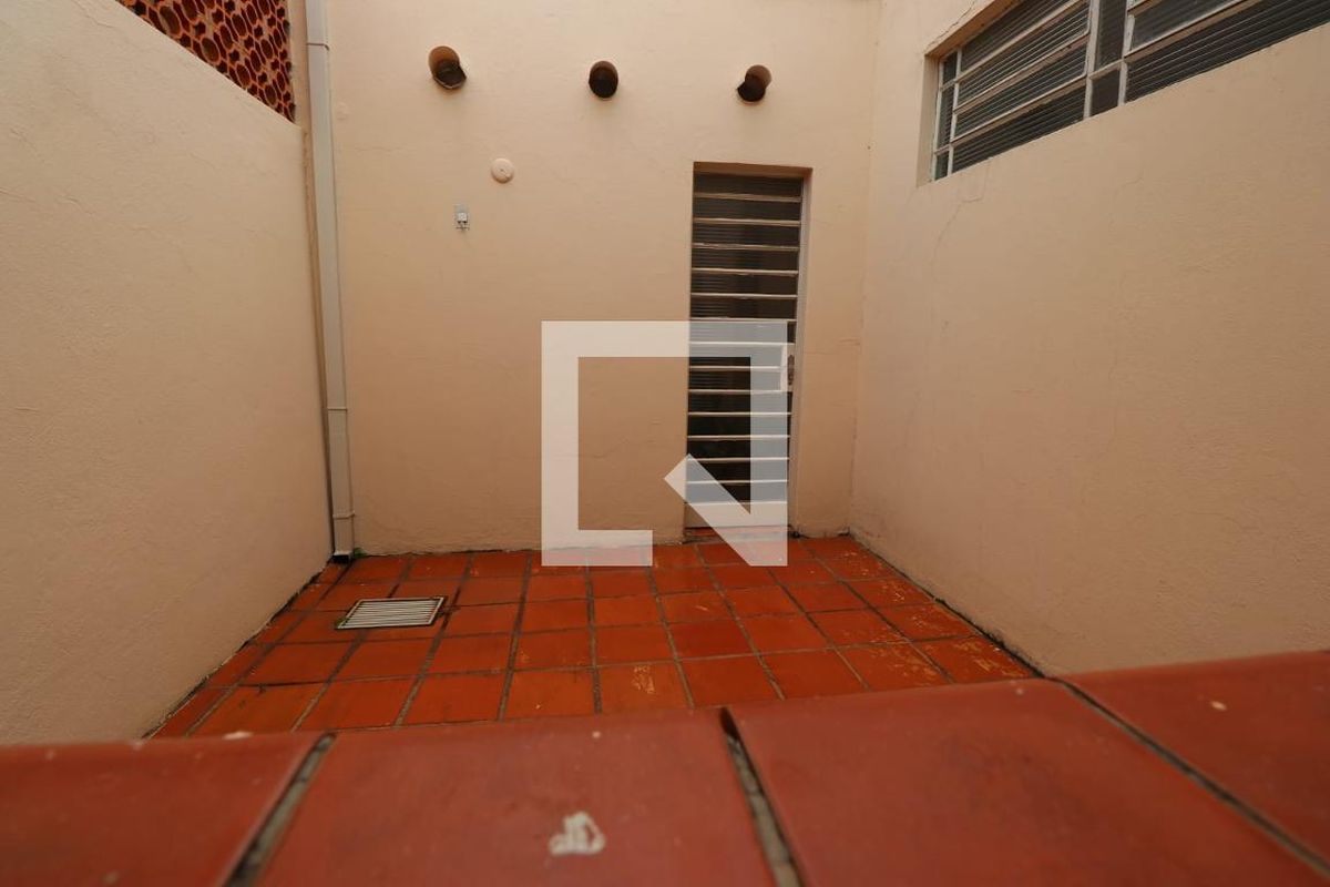 Casa à Venda - Taquaral, 3 Quartos,  180 m2 em , Campinas - sp | SoloBR