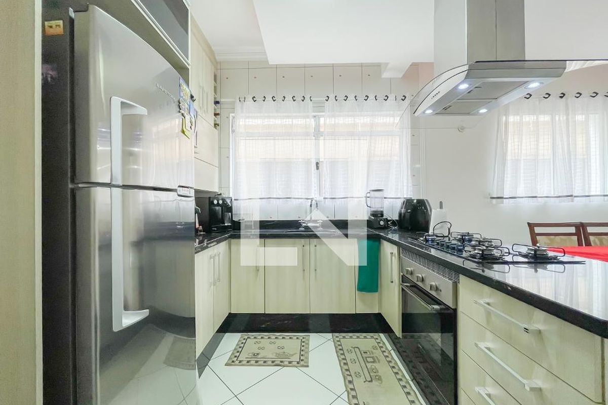 Casa, 3 quartos, 225 m² - Foto 58