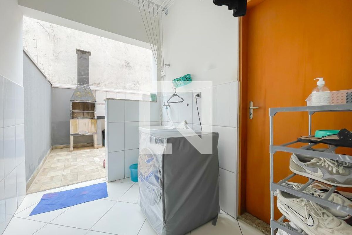 Casa, 3 quartos, 225 m² - Foto 60