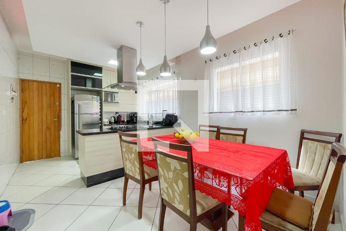 Casa, 3 quartos, 225 m² - Foto 50