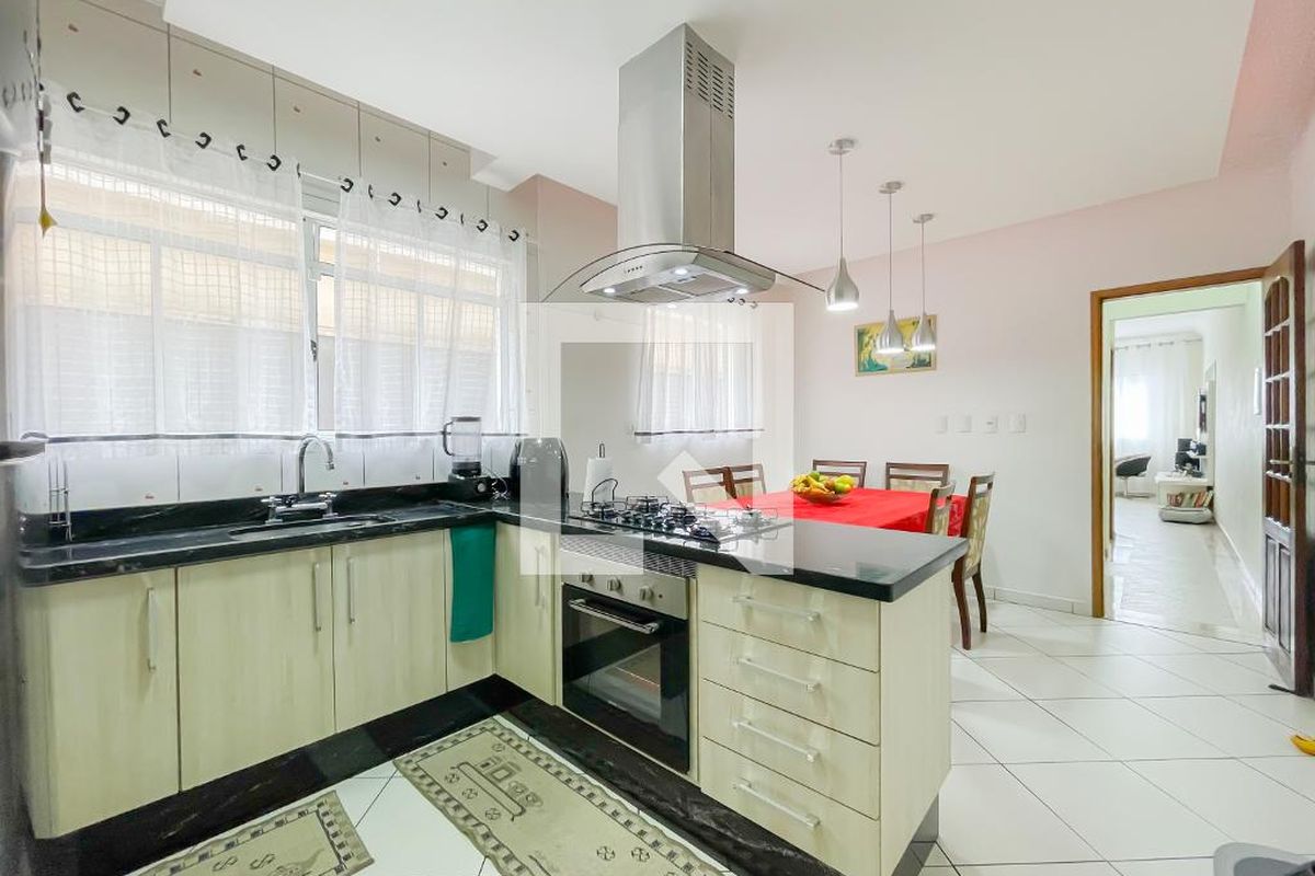 Casa, 3 quartos, 225 m² - Foto 56
