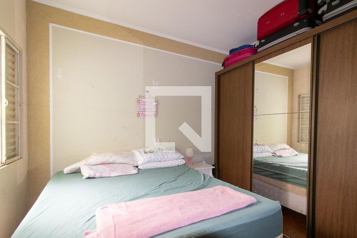 Casa à Venda - Jardim Santana, 3 Quartos,  161 m2 em , Campinas - sp | SoloBR