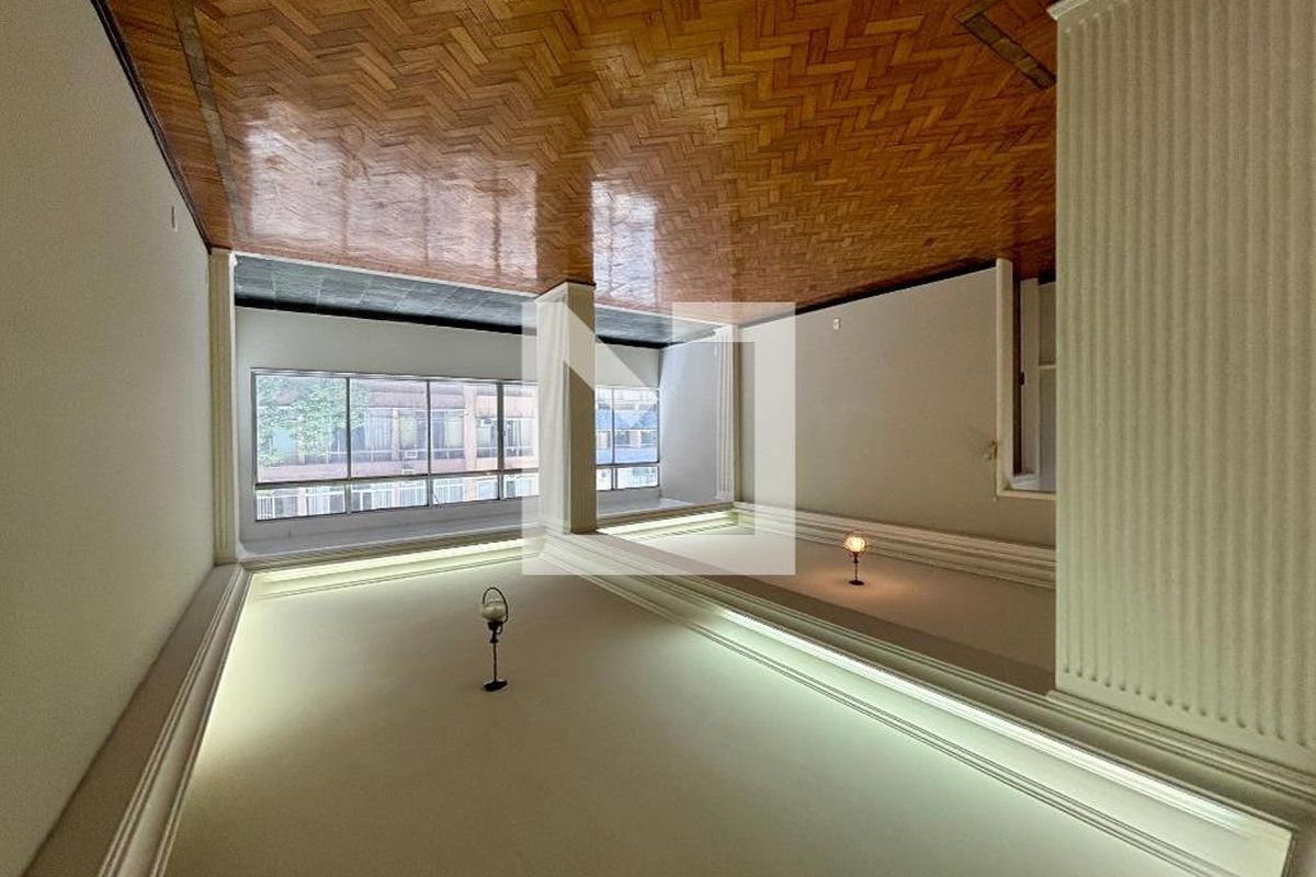 Apartamento, 3 quartos, 150 m² - Foto 2