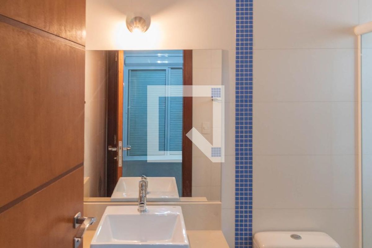 Casa à Venda - Swiss Park, 4 Quartos,  277 m2 em , Campinas - sp | SoloBR