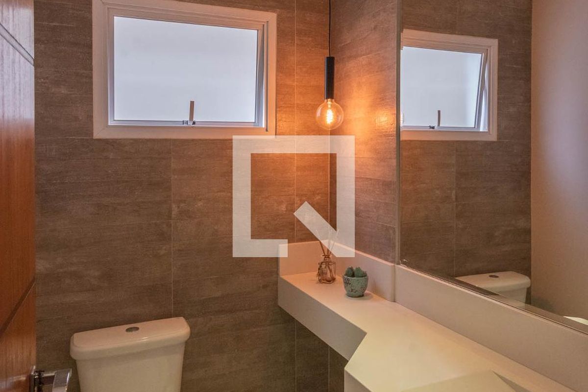 Casa à Venda - Swiss Park, 4 Quartos,  277 m2 em , Campinas - sp | SoloBR