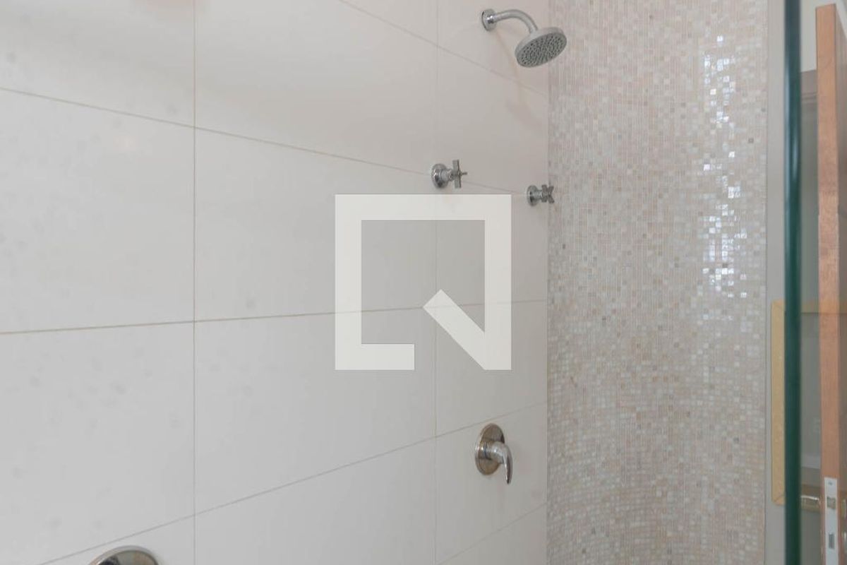 Casa à Venda - Swiss Park, 4 Quartos,  277 m2 em , Campinas - sp | SoloBR