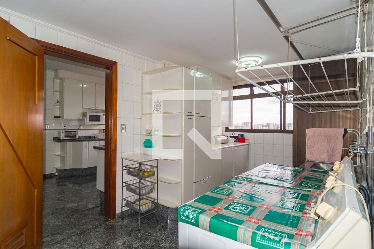 Apartamento, 4 quartos, 270 m² - Foto 161