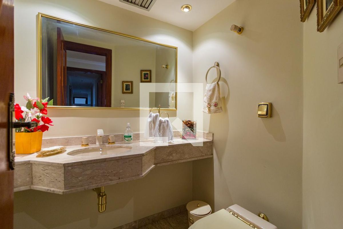 Apartamento, 4 quartos, 270 m² - Foto 47