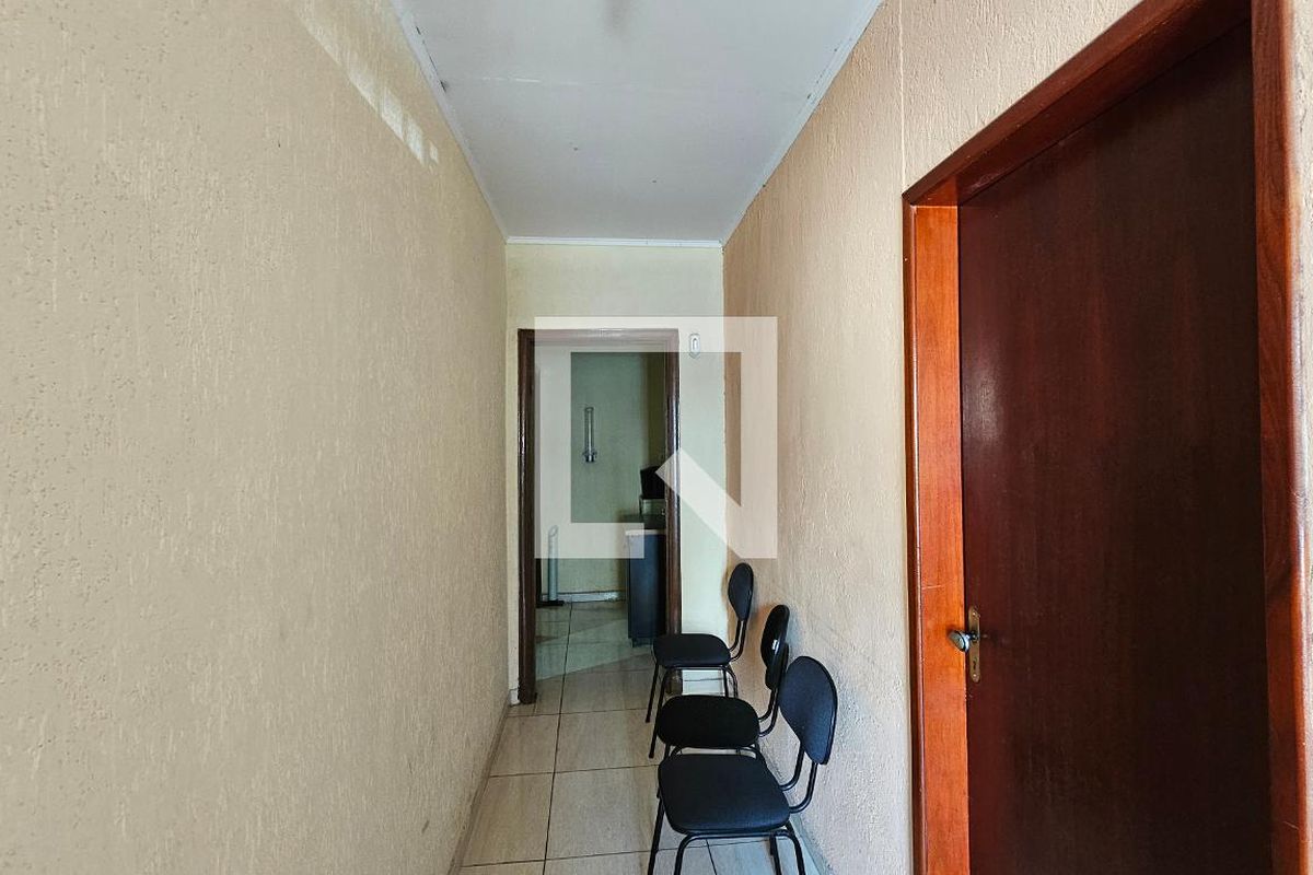 Casa, 3 quartos, 330 m² - Foto 29