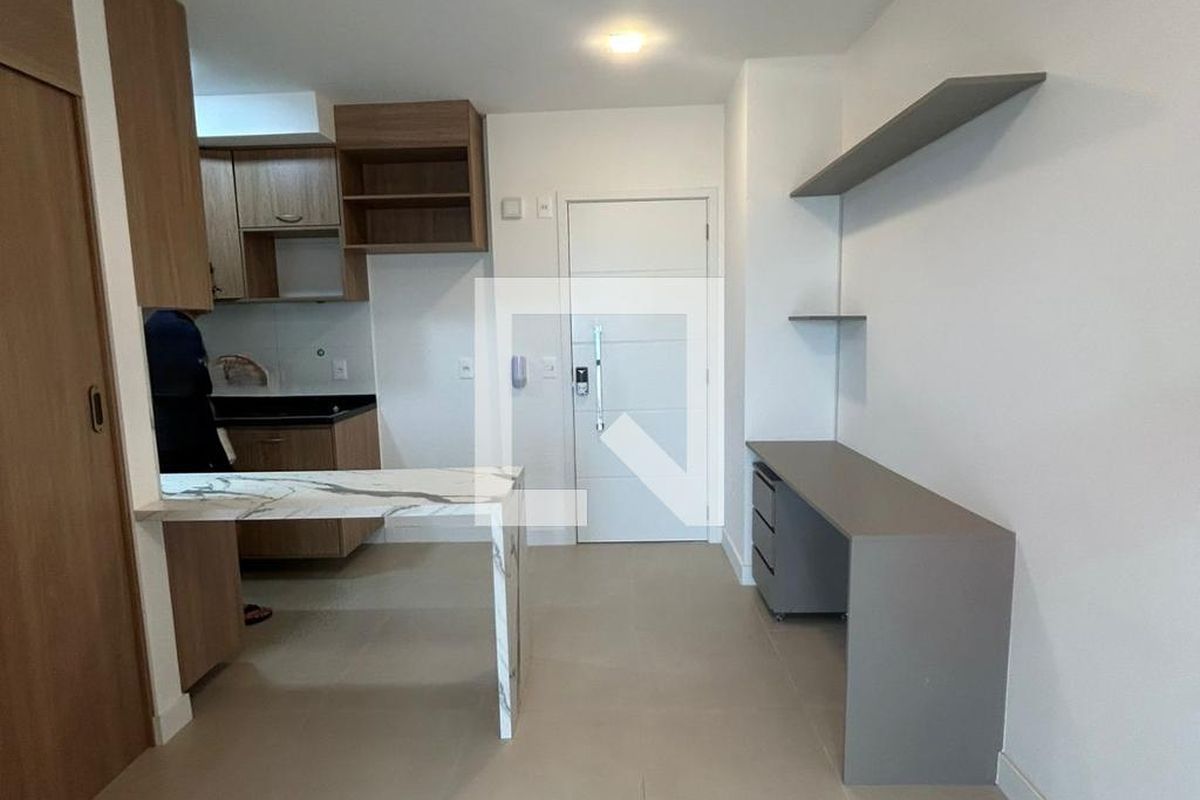 Apartamento à Venda - Bosque, 1 Quarto,  46 m2 em , Campinas - sp | SoloBR