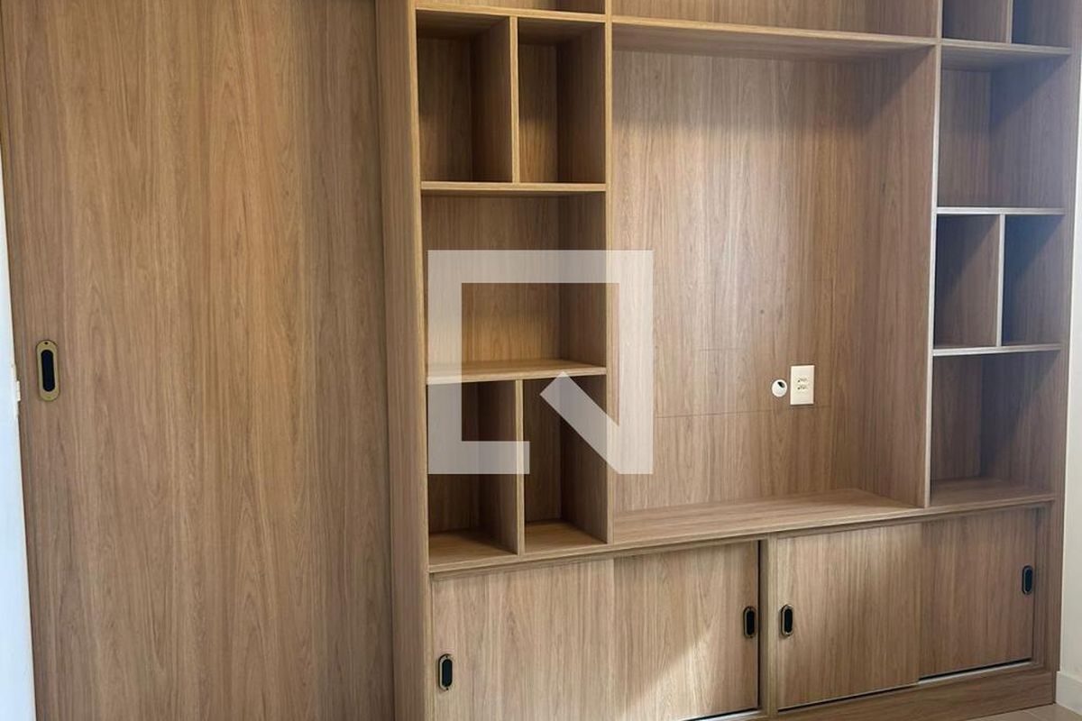 Apartamento à Venda - Bosque, 1 Quarto,  46 m2 em , Campinas - sp | SoloBR