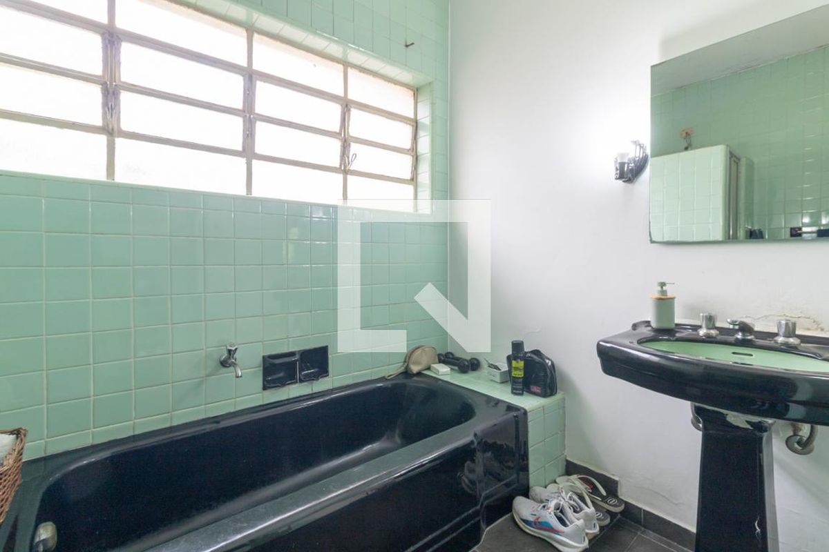 Casa, 5 quartos, 220 m² - Foto 59