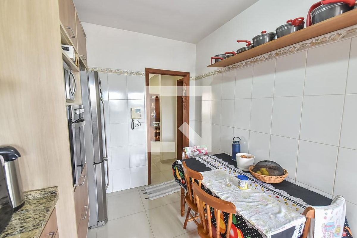 Casa, 4 quartos, 345 m² - Foto 33