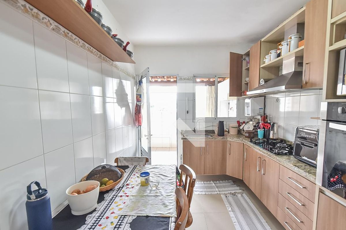 Casa, 4 quartos, 345 m² - Foto 32