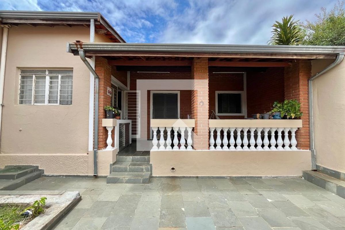 Casa à Venda - Taquaral, 3 Quartos,  301 m2 em , Campinas - sp | SoloBR