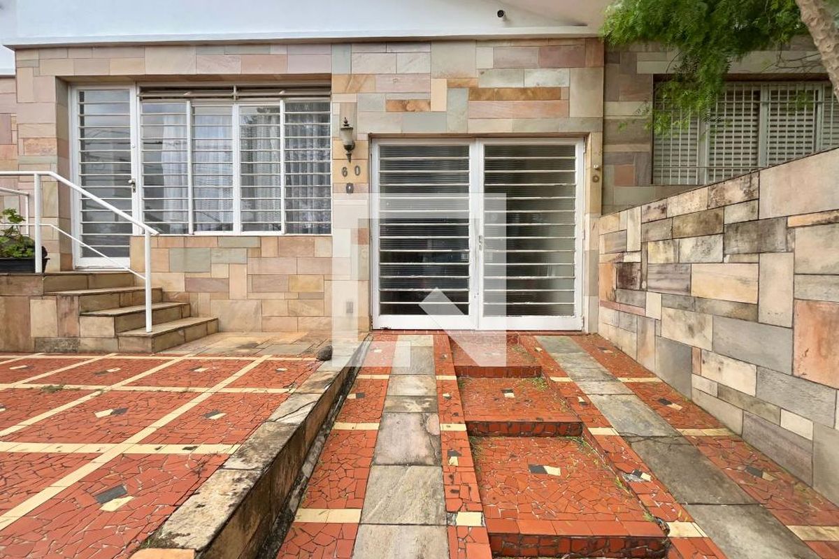 Casa à Venda - Taquaral, 3 Quartos,  301 m2 em , Campinas - sp | SoloBR
