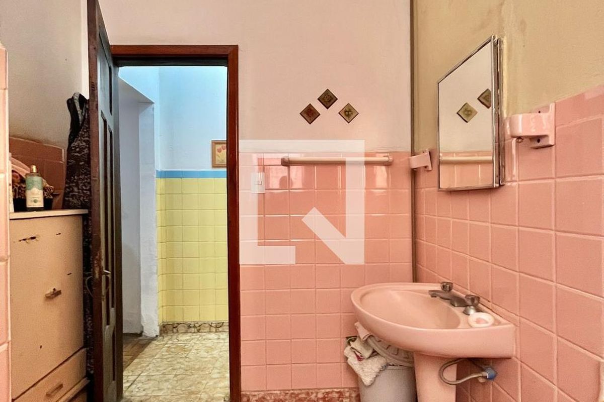 Casa à Venda - Taquaral, 3 Quartos,  301 m2 em , Campinas - sp | SoloBR